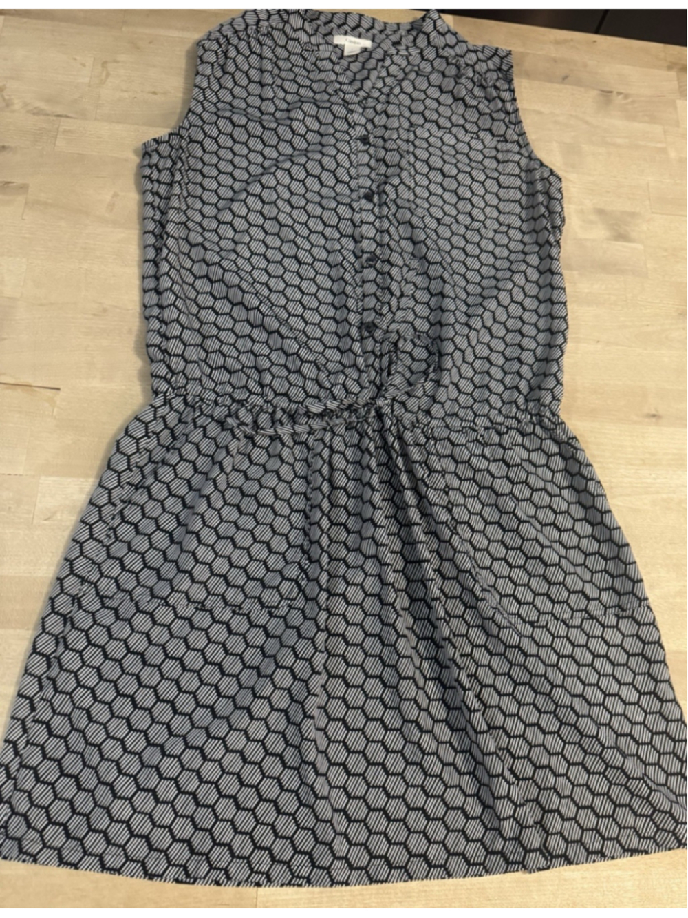 Caslon Black And White Geometric Honeycomb Sleeveless Button Short Dress Pockets